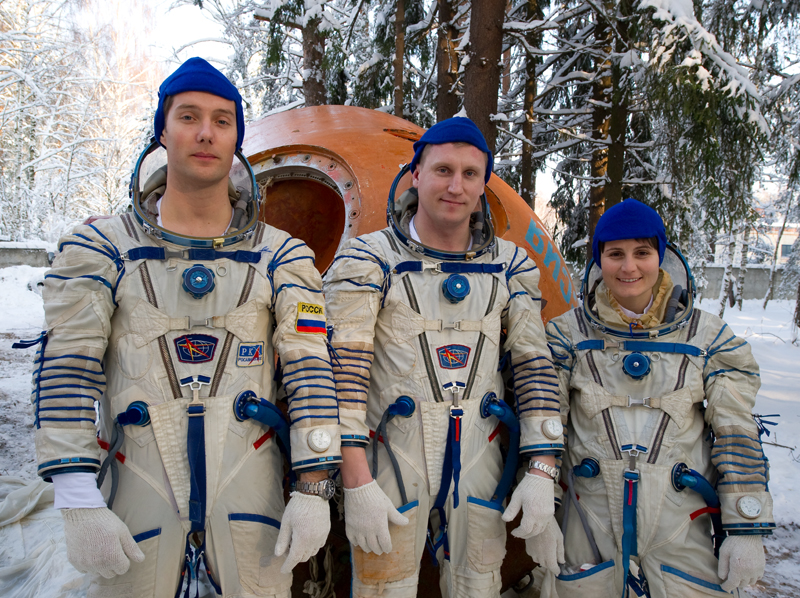 Illustration for article titled In Kazakhstan, cosmonauts must go through winter wilderness training to survive reentry